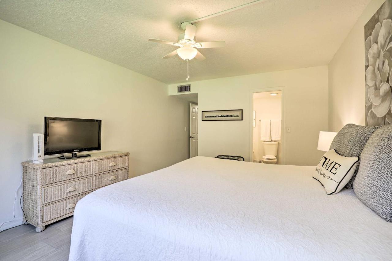 St Augustine Getaway With Porch 1 Block To Beach! سانت أوغيستين المظهر الخارجي الصورة