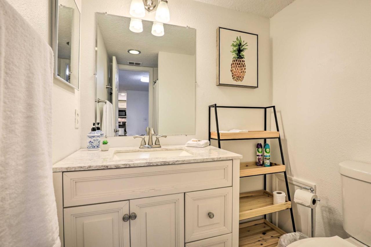 St Augustine Getaway With Porch 1 Block To Beach! سانت أوغيستين المظهر الخارجي الصورة