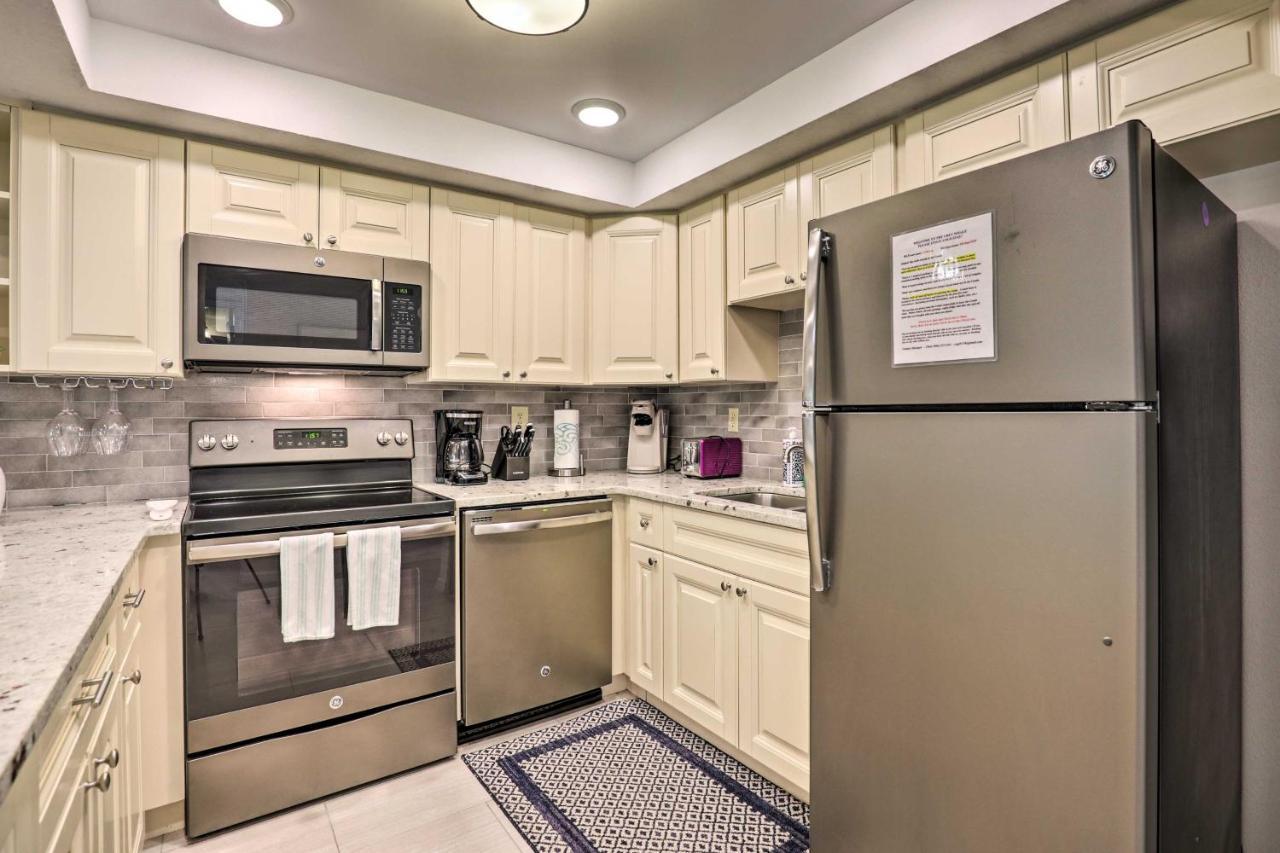 St Augustine Getaway With Porch 1 Block To Beach! سانت أوغيستين المظهر الخارجي الصورة